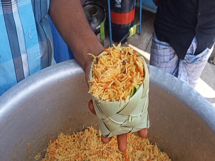 Palm Leaf Box Biriyani : தூத்துக்குடி பனை ஓலை பிரியாணி.. பிரியாணி பிரியர்களுக்கு ஒரு டக்கரான ட்ரீட்..