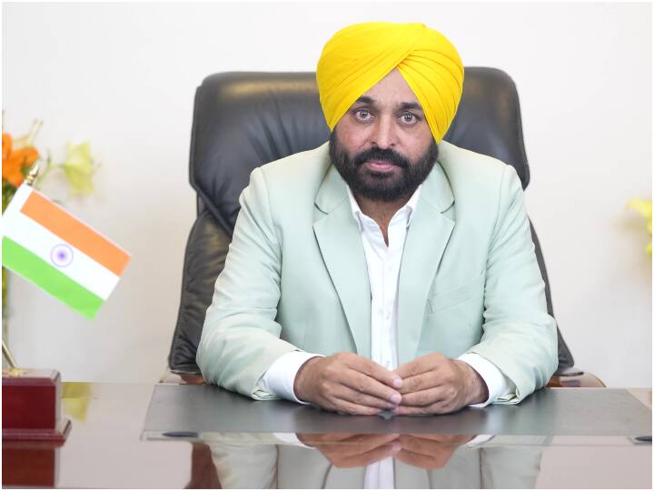 British Deputy High Commissioner Caroline Rowett meets Bhagwant Mann, seeks direct flight between Chandigarh and London ਬਰਤਾਨਵੀ ਡਿਪਟੀ ਹਾਈ ਕਮਿਸ਼ਨਰ ਕੈਰੋਲੀਨ ਰੋਵੇਟ ਦੀ ਭਗਵੰਤ ਮਾਨ ਨਾਲ ਮੁਲਾਕਾਤ, ਚੰਡੀਗੜ੍ਹ-ਲੰਡਨ ਵਿਚਕਾਰ ਸਿੱਧੀ ਉਡਾਨ ਸ਼ੁਰੂ ਕਰਨ ਦੀ ਮੰਗ