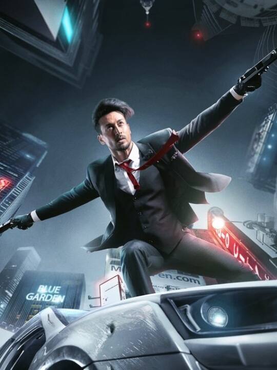 हीरोपंती 2 में टाइगर श्रॉफ, तारा सुतारिया और नवाजुद्दीन सिद्दीकी मुख्य भूमिकाओं में होंगे. यह रोमांटिक एक्शन थ्रिलर फिल्म 29 अप्रैल को थिएटर्स में रिलीज होगी.