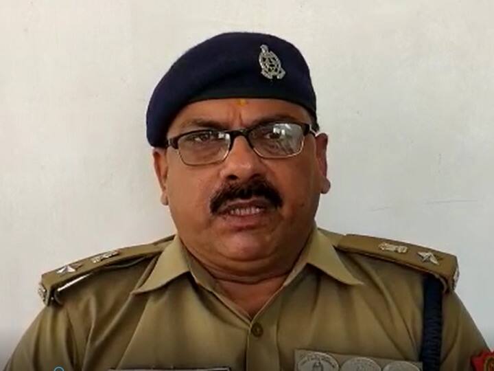 Uttar Pradesh Sitapur Police incounter and two gangsters involved Arrest ann Sitapur Crime News: सीतापुर में पुलिस और बदमाशों के बीच मुठभेड़, दो को लगी गोली, लूट का सामान बरामद