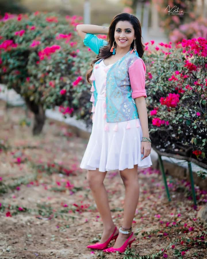 దీపికా పిల్లి ఫోటోలు -Image credit: Deepika Pilli/Instagram