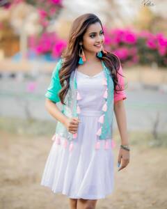 Deepika Pilli: బుల్లితెరపై మెరిసిపోతున్న టిక్ టాక్ బ్యూటీ