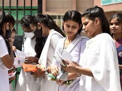 UP Board Paper Leak: पिछले चार सालों में छह पेपर लीक होने से रद्द हुई बोर्ड परीक्षा, जानें कब-कब हुआ ऐसा?