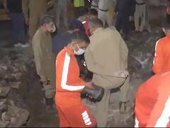 Delhi News: दिल्ली के रोहिणी इलाके में सीवर टैंक में फंसने से 3 मजदूर सहित चार की मौत, एनडीआरएफ ने निकाले शव