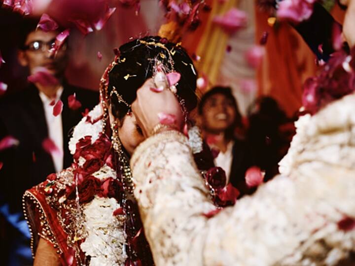 '100 People, 11 Food Items': This MP Wants Law To Restrict Guests At Marriage Functions Congress MP Jasbir Singh Gill wants law to restrict guests food items at marriage functions '100 People, 11 Food Items': This MP Wants Law To Restrict Guests At Marriage Functions