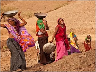 Mgnrega : दिलासादायक! मनरेगाच्या निधीत सरकार करणार एवढ्या कोटींची वाढ, बजेटमधील 95 टक्के निधी खर्च