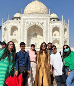 दोपहर की चिलचिलाती धूप में ताजमहल का दीदार करने पहुंची यामी गौतम, एक्ट्रेस को देख उमड़ पड़ी भीड़