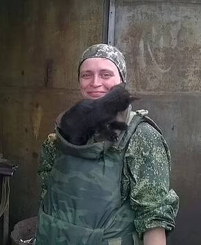 ઇરીના સ્ટારિકોવા પહેલા હતી નન - યૂક્રેના મીડિયા રિપોર્ટ્સ અનુસાર, ઇરીના સ્ટારિકોવા મૂળ રીતે સાર્બિયાની રહેવાસી છે, અને સેનામાં આવ્યા પહેલા એક નન રહી ચૂકી છે. (ઇરીના સ્ટારિકોવા- સૌજન્યઃ સોશ્યલ મીડિયા)