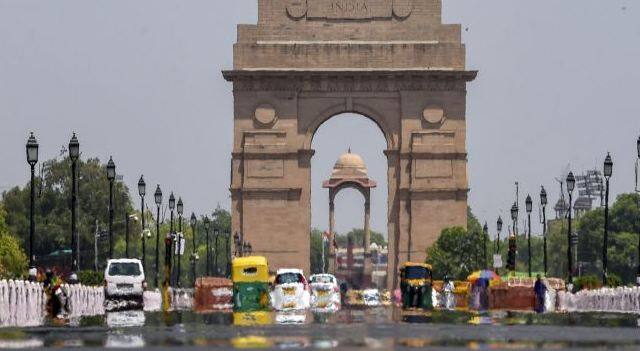 Maximum temperature in Delhi will be around 38 degree Celsius Delhi Weather Update: दिल्ली में नहीं मिलने वाली गर्मी से राहत, अधिकतम तापमान 38 डिग्री सेल्सियस के पार