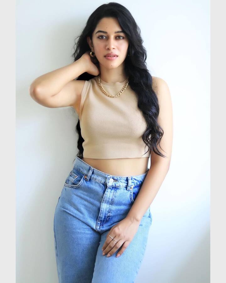 మృణాళిని రవి అందమైన ఫోటోలు  -Image credit: MrinaliniRavi/Instagram