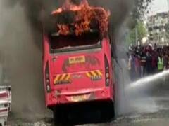 Nagpur Bus Fire: नागपुर में चलती बस में लगी आग, वक्त रहते सभी यात्रियों को सुरक्षित उतारा गया