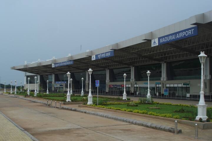 Tamil Nadu: CISF Personnel Lock-Up Air India Express Employees Inside Madurai Airport, TN Chamber Demands Inquiry Tamil Nadu: CISF Personnel Lock Up Air India Express Employees Inside Madurai Airport, TN Chamber Demands Inquiry