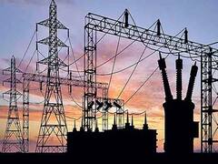 श्रीलंका: सड़कों की स्ट्रीट लाइटें की गई बंद, दशकों में सबसे बड़े आर्थिक संकट की वजह से हो रही भारी बिजली कटौती