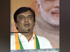 कोल्हापुरात भाजपच्या माजी खासदाराचं महिलांबाबत वादग्रस्त वक्तव्य, व्हिडीओ व्हायरल