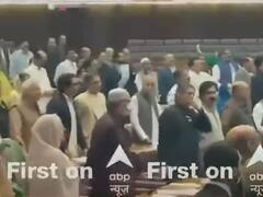 'गो इमरान गो' के नारों के साथ पाकिस्तान की संसद में विपक्ष का जोरदार हंगामा, एक ही सवाल- 3 अप्रैल तक मोहलत क्यों?