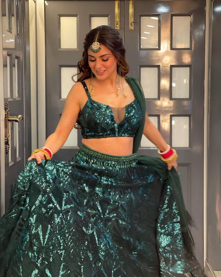 याशिवाय त्याने अनेक म्युझिक व्हिडिओ देखील केले आहेत.(photo:sarya12/ig)
