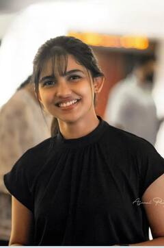 Mamitha baiju pics: லேட்டஸ்ட் நாயகி மமிதாவின் லேட்டஸ்ட் க்ளிக்ஸ்!