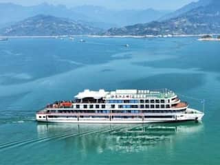 Electric Cruise Ship: जगातील सर्वात मोठं इलेक्ट्रिक क्रूझ जहाज चीनमध्ये रवाना; एका चार्जमध्ये गाठणार 100 किमीचं अंतर 