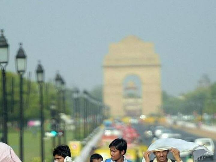 दिल्ली समेत उत्तर भारत में रिकॉर्ड तोड़ गर्मी, मार्च महीने में तापमान 40 डिग्री के पार, मौसम विभाग ने दी ये चेतावनी