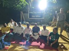 Palghar News : जिल्हाधिकारी कार्यालयातील आर्थिक व्यवहार उघड होण्याच्या भीतीनं पत्रकारांना दालन देण्यास टाळाटाळ?