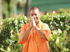 Yogi Government 2.0: यूपी के विधायकों और अफसरों को सीएम योगी का निर्देश, कहा- 'गोद लेना होगा एक स्कूल'