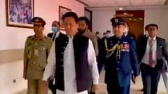 जानिए कैसे Imran Khan की कुर्सी खतरे में पड़ी? कहां से हुई शुरुआत? | Pakistan Political Crisis Explained