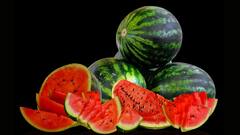 Watermelon Recipes: ঠান্ডা থাকবে শরীর, তরমুজ দিয়ে বানিয়ে ফেলুন এই সুস্বাদু খাবারগুলি