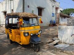 சேலத்தில் கவனம் ஈர்க்கும் இயற்கை ஏசி ஆட்டோ..