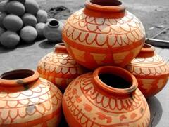 Jalaun News: मटकों पर दिखा महंगाई का असर, जालौन में दोगुनी हो गई कीमत