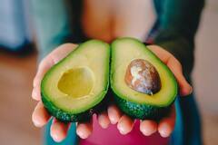 হার্ট সুস্থ রাখে, ওজন কমাতে সহায়ক, অ্যাভোকাডোয় রয়েছে এমন বহুগুণ