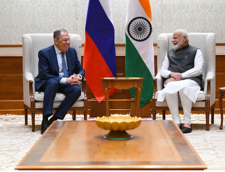 PM Modi Meets Russian Foreign Minister, Says India Ready To Contribute In Any 'Peace Efforts' PM Modi Meets Russian Foreign Minister, Says India Ready To Contribute In Any 'Peace Efforts'