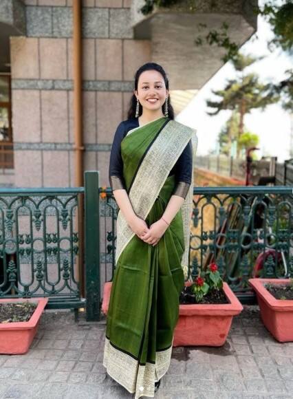 जेव्हा टीनाने UPSC मध्ये अव्वल क्रमांक पटकावला होता तेव्हा रिया शाळेत होती. एका मुलाखतीत तिने म्हटलं होतं की,