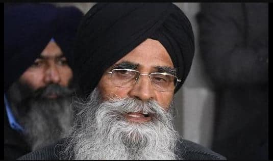SGPC President Dhami strongly condemned stopping Sikh youth wearing Kirpan from entering Metro station in Delhi ਦਿੱਲੀ ਮੈਟਰੋ ਸਟੇਸ਼ਨ ਤੇ ਸਿੱਖ ਨੌਜਵਾਨ ਨੂੰ ਕਿਰਪਾਨ ਪਾ ਕੇ ਜਾਣ ਤੋਂ ਰੋਕਣ ਦੀ ਸ਼੍ਰੋਮਣੀ ਕਮੇਟੀ ਪ੍ਰਧਾਨ ਨੇ ਸਖ਼ਤ ਸ਼ਬਦਾਂ 'ਚ ਕੀਤੀ ਨਿੰਦਾ