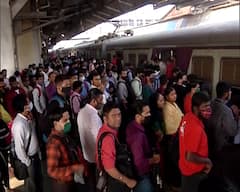 In Pics : मुंबईकरांचा 'मास्कमुक्तीचा' पहिला दिवस कसा होता?