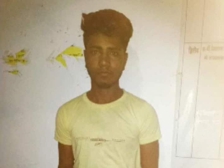 kanpur dehat accused of robbing bike flee from toilet in police custody ANN Kanpur News: टॉयलेट के बाहर पुलिस देती रही पहरा और पल भर में अंदर से गायब हो गया चोर, जानें पूरा मामला
