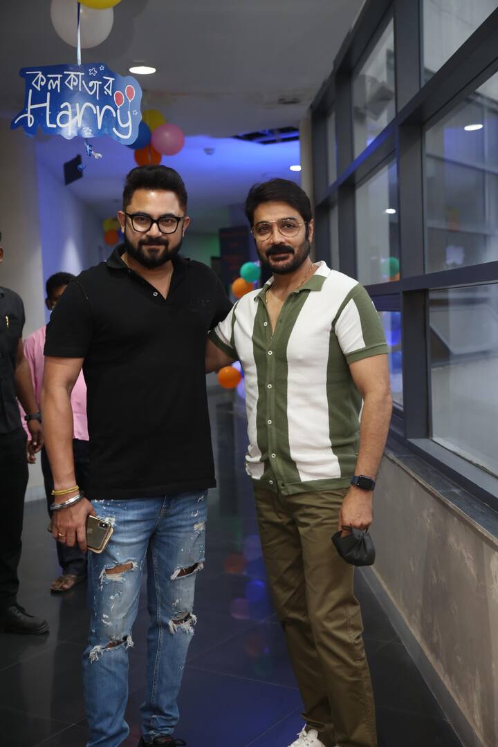 সোহমের এই ছবিতে একটি গুরুত্বপূর্ণ ভূমিকায় রয়েছেন প্রসেনজিৎ চট্টোপাধ্যায়। একজন পুলিশ অফিসারের ভূমিকায় দেখা যাবে তাঁকে।