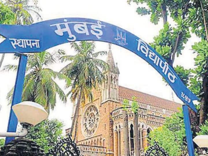 Big announcement regarding Mumbai University exams canceled due to rain New schedule Marathi News Mumbai University Exams 2022 : पावसामुळे रद्द करण्यात आलेल्या मुंबई विद्यापीठाच्या परीक्षांबाबत मोठी घोषणा! नवे वेळापत्रक जाहीर
