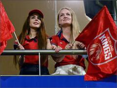 KKR vs PBKS: पंजाब किंग्स की 'मिस्ट्री फैन' से लेकर राहुल चाहर के खास सेलिब्रेशन तक, मैच की पांच बेस्ट तस्वीरें