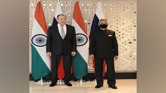Russian Foreign Minister Lavrov arrives in India, to meet EAM Jaishankar today Russian Foreign Minister in India : ইউক্রেনে-আগ্রাসনের আবহেই চিন সফর সেরে ভারতে রাশিয়ার বিদেশমন্ত্রী