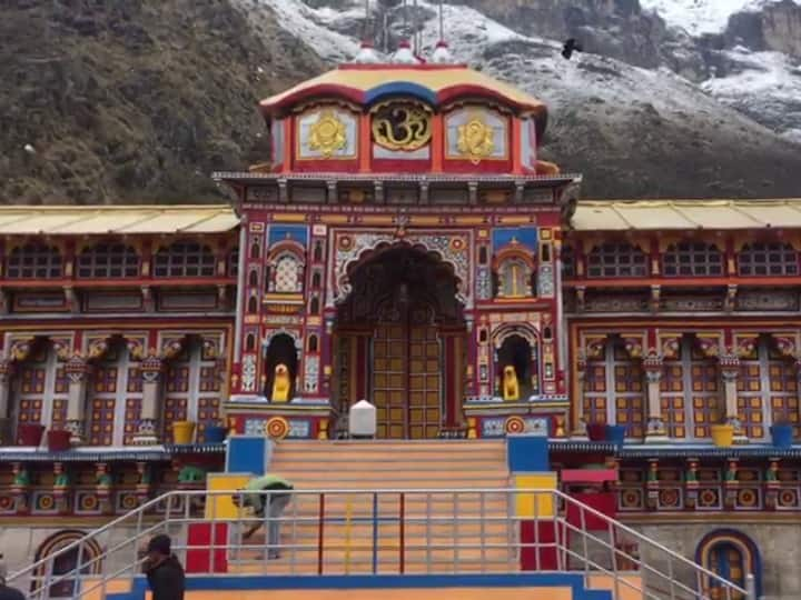 Uttarakhand News Chardham Yatra will start from May 3, know when the doors of Gangotri, Yamunotri and Baba Badrinath will open ANN Chardham Yatra: 3 मई से शुरू होगी चारधाम यात्रा, जानिए कब से खुलेंगे गंगोत्री, यमुनोत्री और बाबा बद्रीनाथ के कपाट