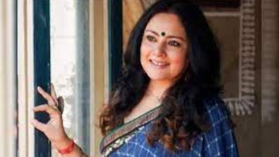 Asansol: 'খুলে দেওয়া হচ্ছে BJP-র হোর্ডিং', আসানসোলের মেয়রের কাছে অভিযোগ অগ্নিমিত্রার।Bangla News