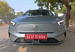 एमजी की इलेक्ट्रिक कार MG ZS EV का नया वर्जन कैसा है, ये रहीं फोटो, कीमत और पूरी डिटेल्स