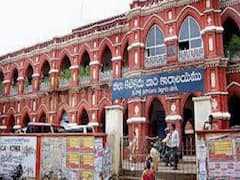 Nellore: కలెక్టరేట్‌ ఆఫీసులోనే కరెంటు పోయింది - ఇన్వర్టర్లు లేకపోవడంతో సిబ్బంది తిప్పలు!