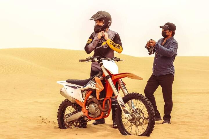 'వైల్డ్ డాగ్' సినిమాతో ప్రేక్షకుల ముందుకు వచ్చిన నాగార్జున.. ఇప్పుడు మరో సినిమాతో అలరించడానికి సిద్ధమవుతున్నారు.