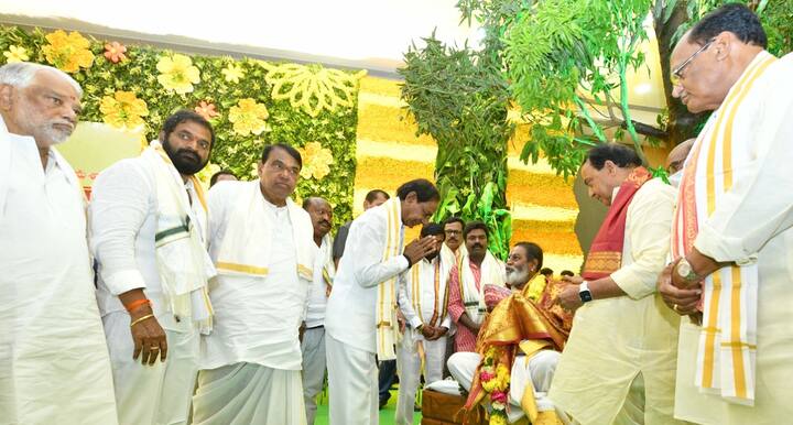 ప్రగతి భవన్లో ఘనంగా ఉగాది వేడుకలు