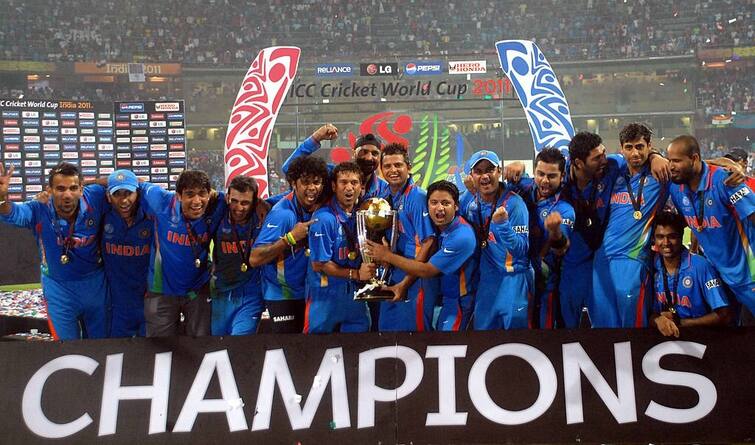 Word cup 2011 on this day historic WC win for India 11 ਸਾਲ ਪਹਿਲਾਂ ਇਸ ਦਿਨ ਭਾਰਤ ਨੇ ਜਿੱਤਿਆ ਸੀ ਵਿਸ਼ਵ ਕੱਪ, ਗੰਭੀਰ-ਧੋਨੀ ਨੇ ਦਰਜ ਕਰਵਾਈ ਇਤਿਹਾਸਕ ਜਿੱਤ