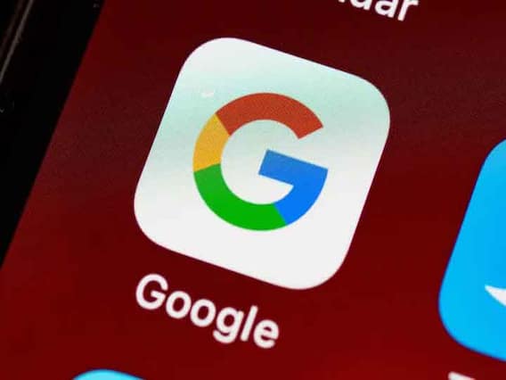 Play Store वर आजपासून सर्व Call Recording अॅप्सवर बंदी, Google चं नवं धोरण लागू Play Store वर आजपासून सर्व Call Recording अॅप्सवर बंदी, Google चं नवं धोरण लागू