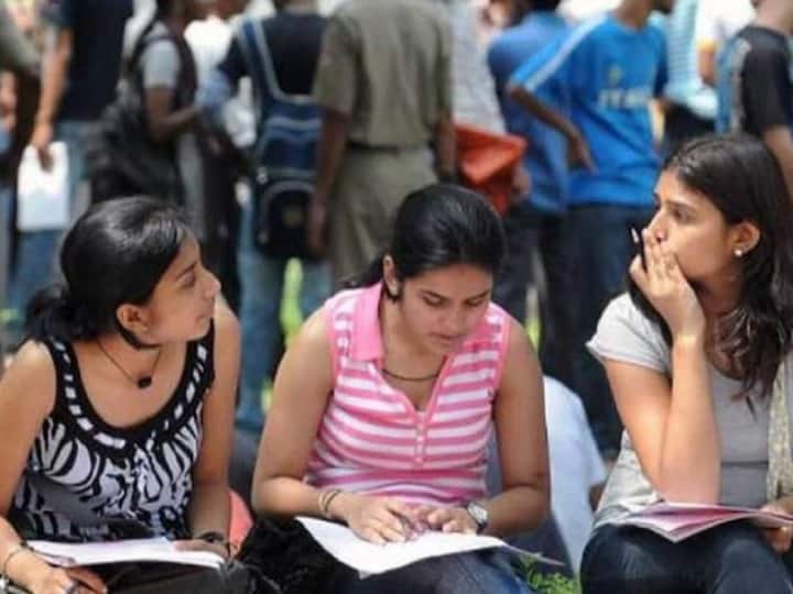 FYJC Result Admission 11th admission process will start from today online application registration and part one can be filled Maharashtra Marathi News FYJC Result Admission : अकरावीच्या प्रवेशाचा 'श्रीगणेशा'; ऑनलाईन अर्ज नोंदणी आणि भाग एक भरता येणार