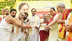 KCR At Ugadi Celebrations: ప్రగతి భవన్‌లో ఘనంగా ఉగాది వేడుకలు- పంచాంగ పఠనంలో పాల్గొన్న కేసీఆర్