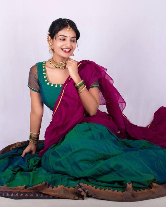 Ananya nagalla Photos: కొత్త మామిడికాయలా ముచ్చటగా మురిపిస్తోన్న వకీల్ సాబ్ బ్యూటీ